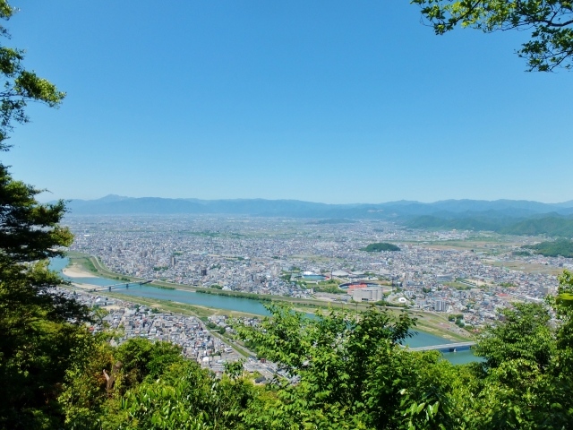 岐阜城から見た岐阜市全体の景色写真